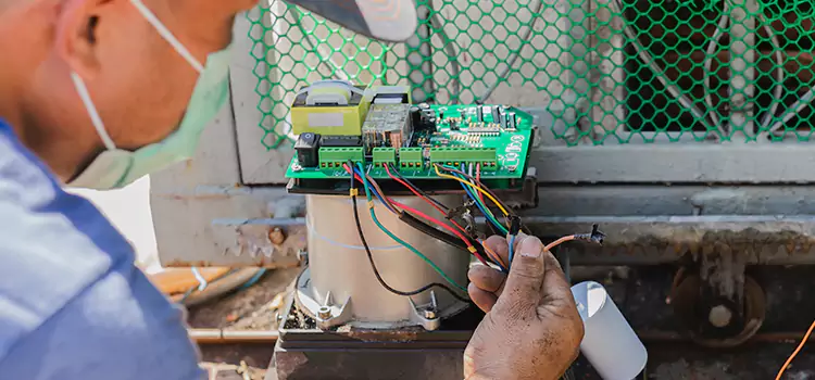 Electric Gate Motor Replacement in Davenport, IA