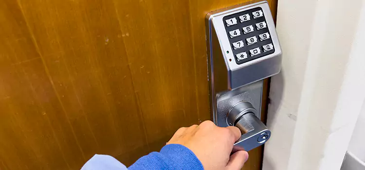 Why Choose Us for Your Keypad Lock Needs in Davenport, IA?